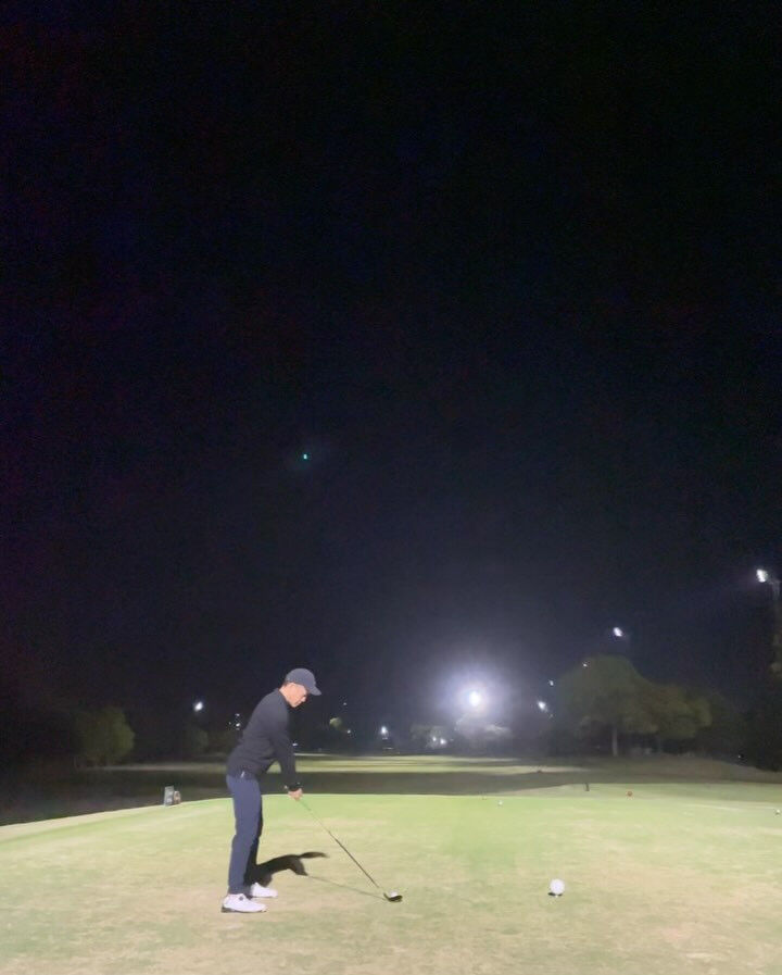 本日はナイターラウンドレッスン