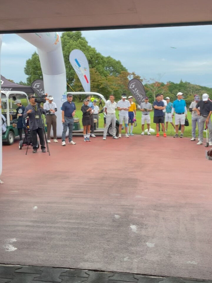 本日はスクールをお休みさせていただき、
