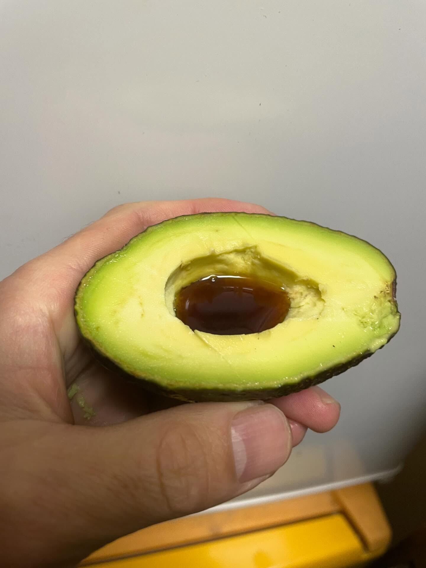 最近アボカドポン酢にハマってます